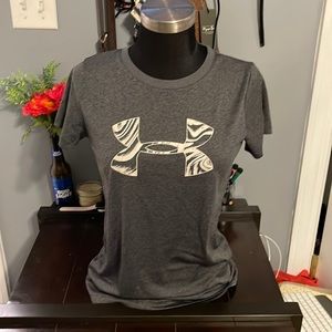 NWOT Under Armor Heatgear Loose-fit Tee